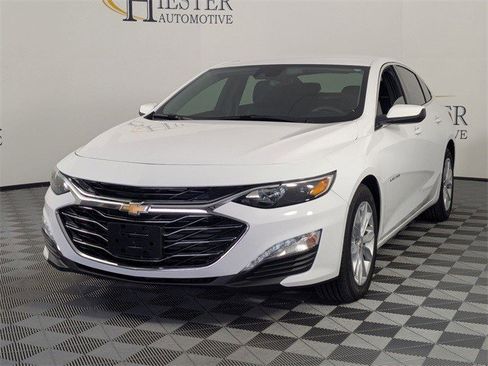 Certified 2025 Chevrolet Malibu LT w/ LPO, Floor Liner Package image 4