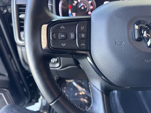 Used 2025 RAM 2500 Limited AWD/4WD image 22