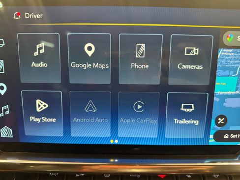 Used 2025 Chevrolet Silverado 1500 LTZ AWD/4WD image 41