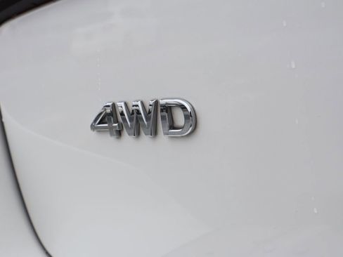 Used 2021 INFINITI QX80 Premium Select w/ All-Season Package image 9