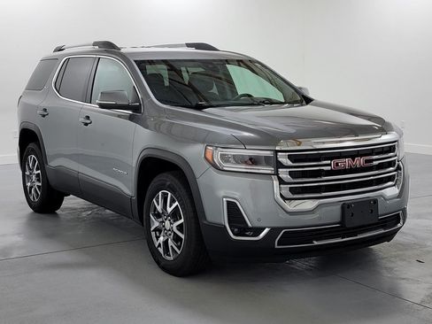 Used 2023 GMC Acadia SLT AWD/4WD image 2