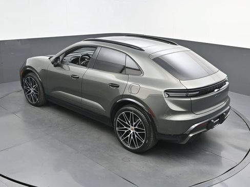 New 2026 Porsche Macan 4 Electric AWD/4WD image 29