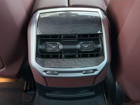New 2026 BMW i7 xDrive60 w/ M Sport Package RWD image 19