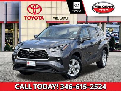 Certified 2024 Toyota Highlander LE