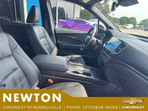 Used 2025 Honda Ridgeline TrailSport image 19
