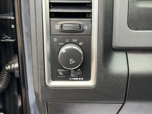 Used 2014 RAM 1500 Big Horn AWD/4WD image 19