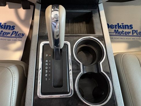 Used 2012 Ford Expedition Limited RWD image 21