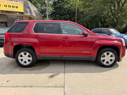 Used 2013 GMC Terrain SLE FWD image 8