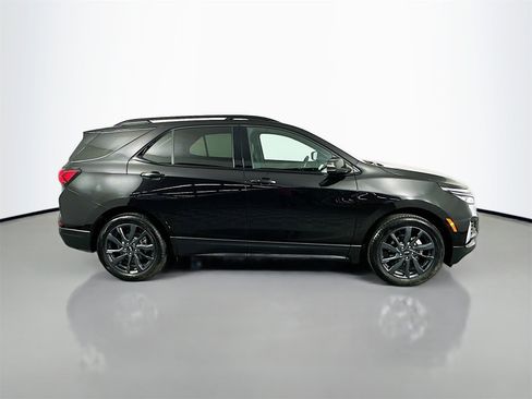 Used 2022 Chevrolet Equinox RS w/ RS Leather Package image 8
