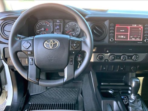 Certified 2020 Toyota Tacoma SR image 6