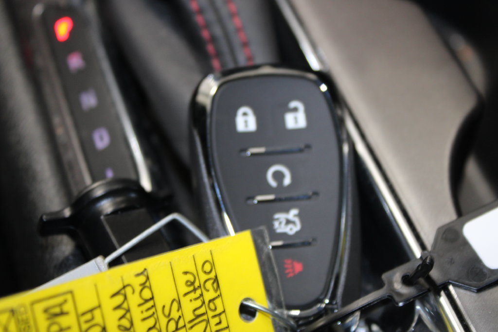 Used 2024 Chevrolet Malibu RS FWD image 32