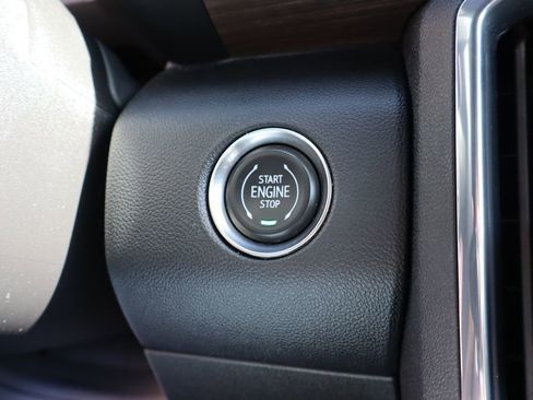 Used 2024 GMC Acadia Denali w/ Super Cruise Package AWD/4WD image 23