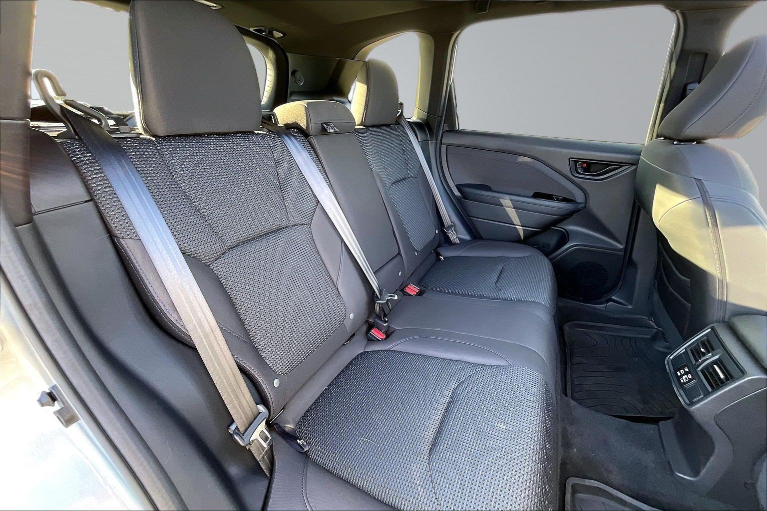 Used 2026 Subaru Forester Premium AWD/4WD image 28