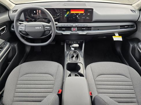 New 2025 Kia K4 EX image 19
