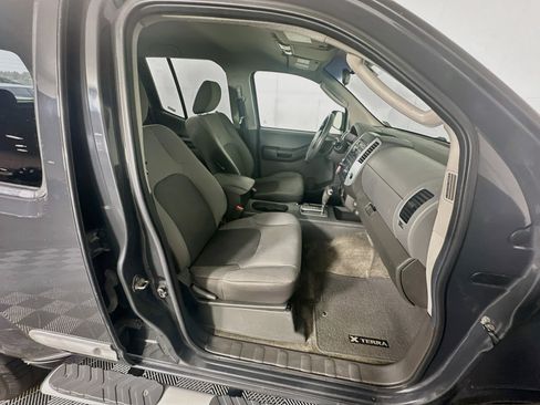 Used 2011 Nissan Xterra S AWD/4WD image 27