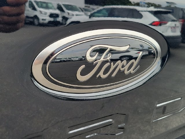New 2026 Ford F250 XLT w/ XLT Premium Package AWD/4WD image 12