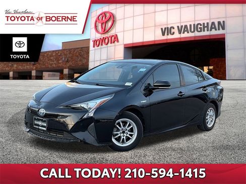 Used 2018 Toyota Prius Two image 1