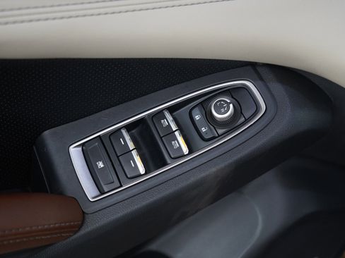 Used 2019 Subaru Ascent Touring AWD/4WD image 22
