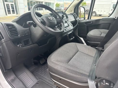 Used 2024 RAM ProMaster 1500 w/ Convenience Group FWD image 12