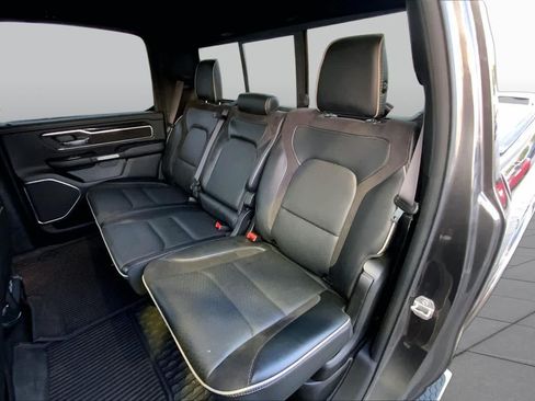 Used 2022 RAM 1500 Laramie RWD image 18