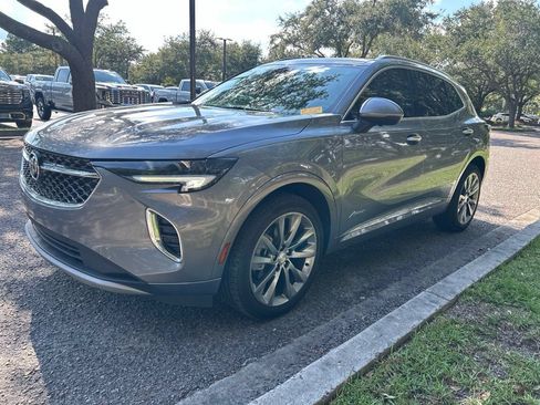 Used 2021 Buick Envision Avenir FWD image 2