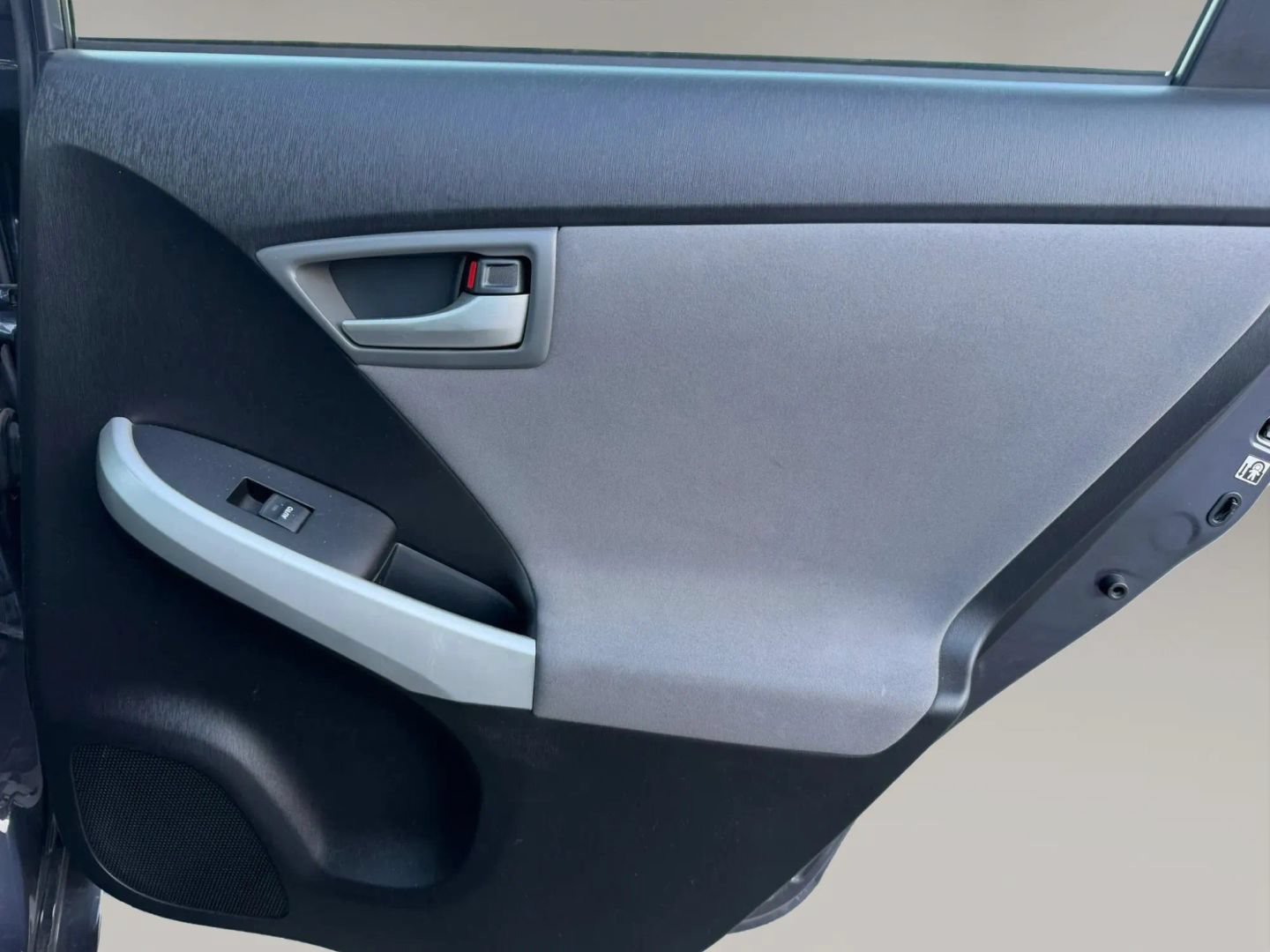 Used 2012 Toyota Prius Prime Plug-In Hybrid FWD image 18