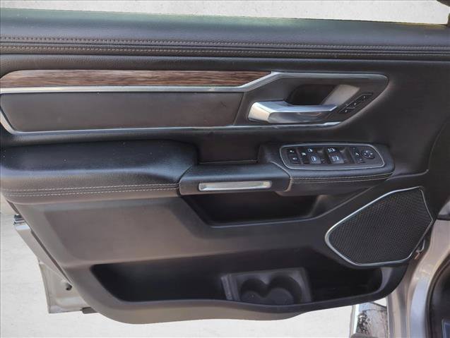Used 2019 RAM 1500 Laramie RWD image 10
