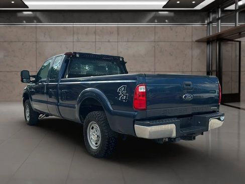 Used 2016 Ford F250 XL w/ Power Equipment Group AWD/4WD image 16