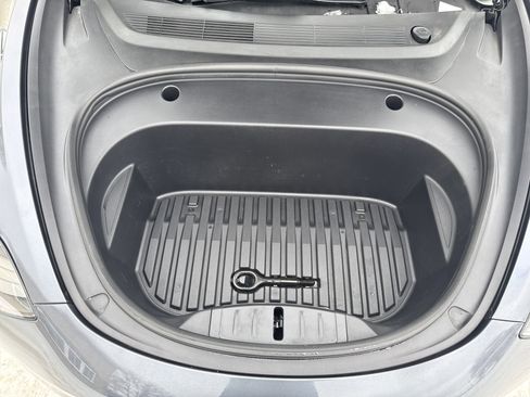 Used 2023 Tesla Model 3 Standard Range image 14