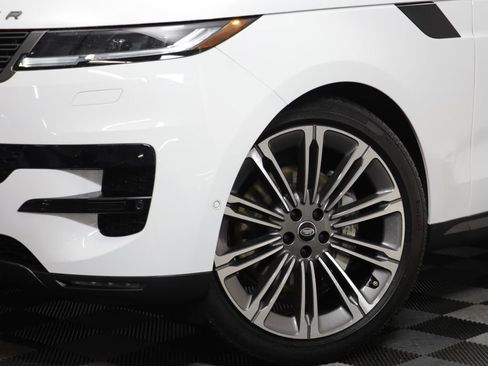 Certified 2025 Land Rover Range Rover Sport SE AWD/4WD image 3