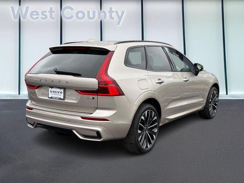 Used 2026 Volvo XC60 B5 Ultra AWD/4WD image 4