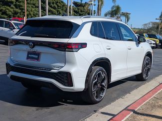 New 2026 Volkswagen Tiguan SEL R-Line video 2