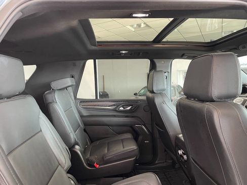 Used 2021 GMC Yukon Denali w/ Denali Premium Package image 28