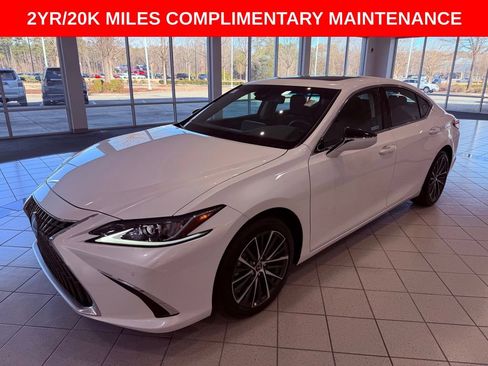 Certified 2025 Lexus ES 350 w/ Premium Package image 3