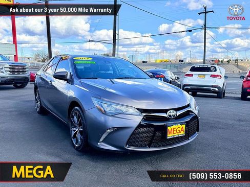 Used 2015 Toyota Camry XSE w/ Advanced Technology Package image 5