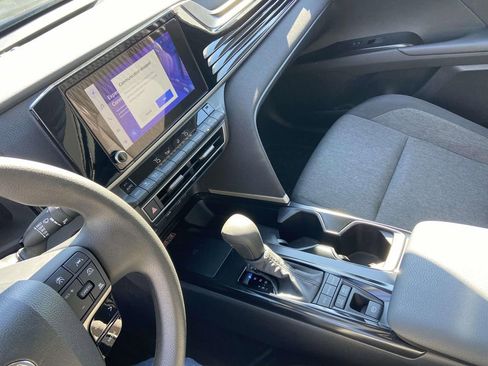 Used 2025 Toyota Camry LE image 22