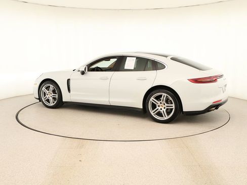Used 2018 Porsche Panamera 4S AWD/4WD image 3