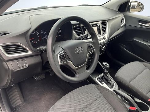 Used 2021 Hyundai Accent SE image 14