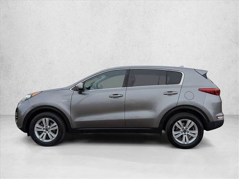 Used 2017 Kia Sportage LX AWD/4WD image 9