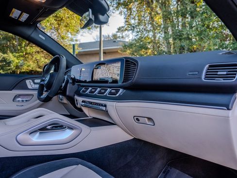 Used 2024 Mercedes-Benz GLE 53 AMG 4MATIC Coupe image 25