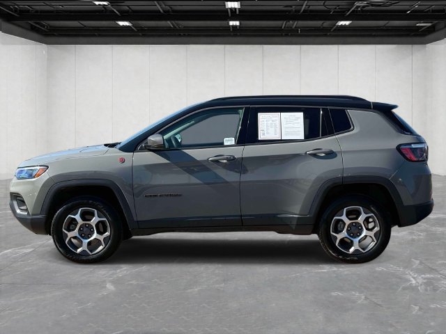 Certified 2022 Jeep Compass Trailhawk AWD/4WD image 8