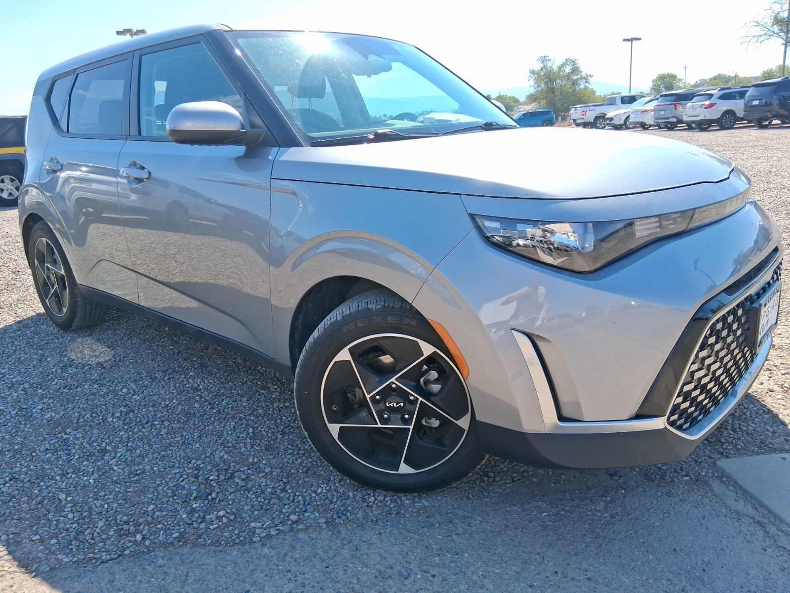 Used 2025 Kia Soul EX FWD image 4