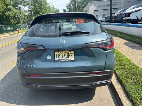 Used 2024 Honda HR-V LX image 3