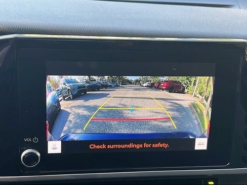 Used 2025 Toyota Camry LE FWD image 15