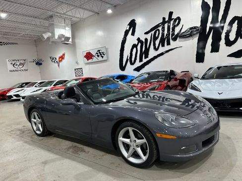 Used 2013 Chevrolet Corvette Convertible image 25