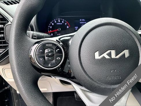 Used 2022 Kia Soul S FWD image 15