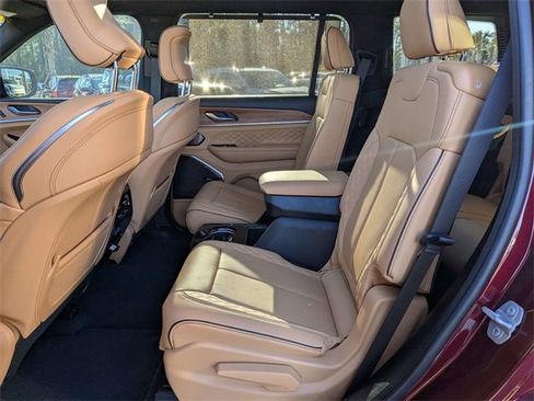 Used 2025 Jeep Grand Cherokee L Summit image 14