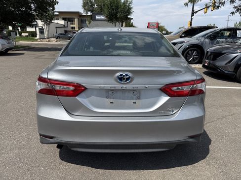 Used 2019 Toyota Camry LE FWD image 4