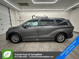Used 2025 Toyota Sienna XLE video 2
