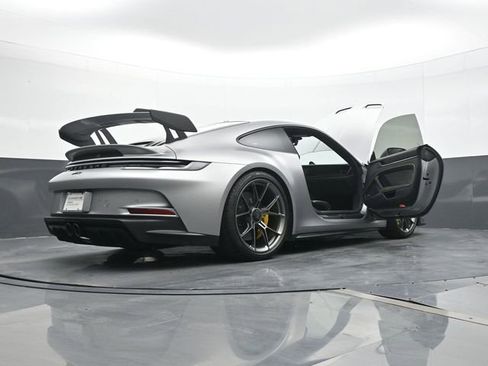 Certified 2024 Porsche 911 GT3 RWD image 22